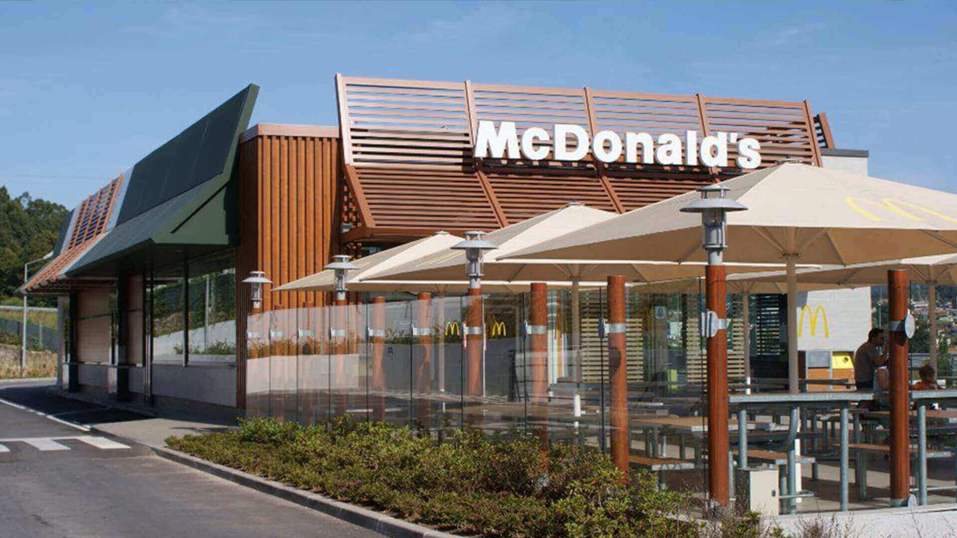 Exterior do restaurante McDonald's