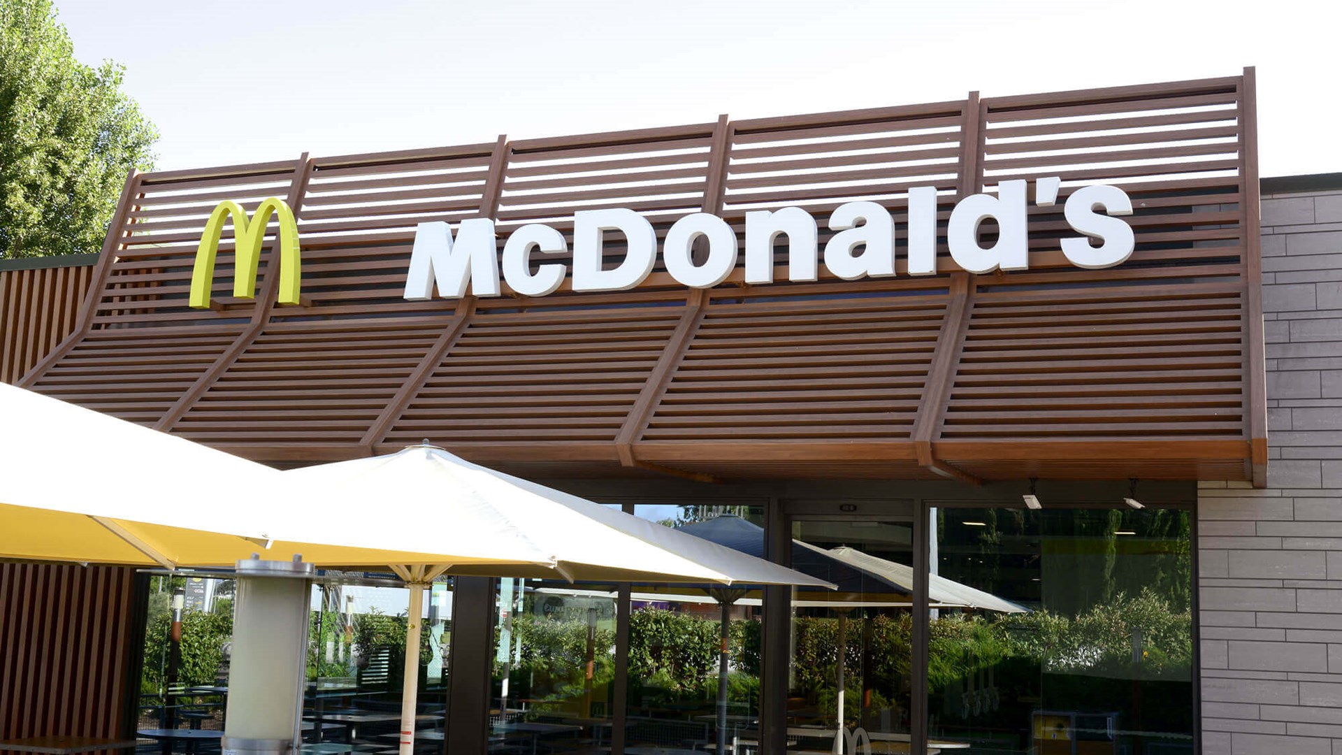 Restaurante Santar m McDonald s Portugal restaurante-santar-m-mcdonald-s-portugal
