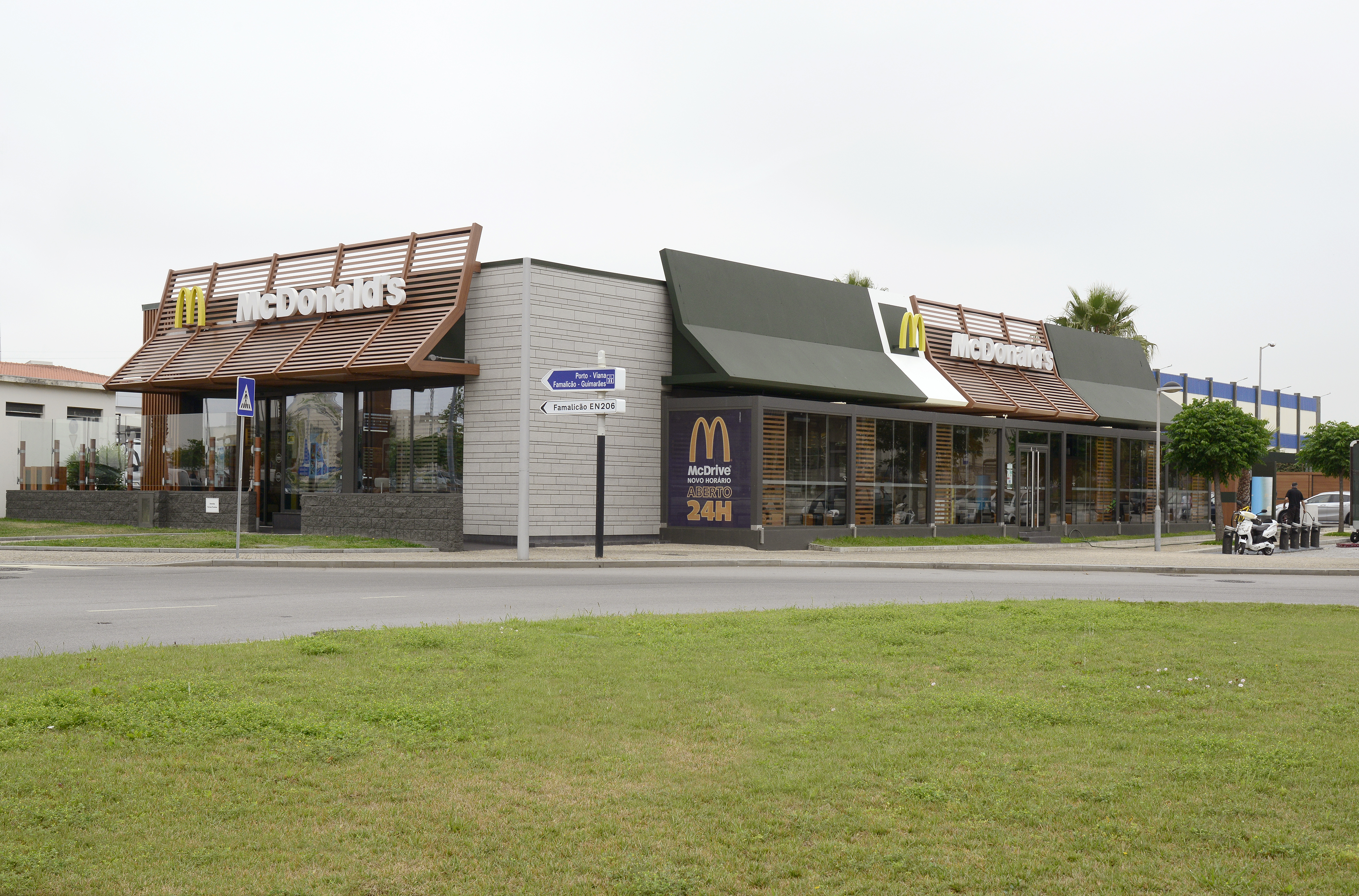 Exterior do restaurante McDonald's vila do conde