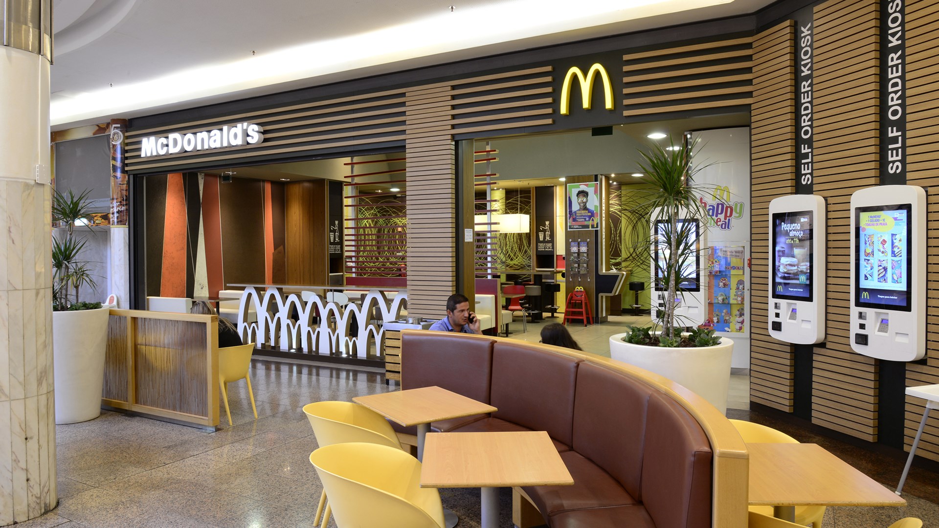Restaurante CoimbraShopping McDonald s Portugal restaurante-coimbrashopping-mcdonald-s-portugal