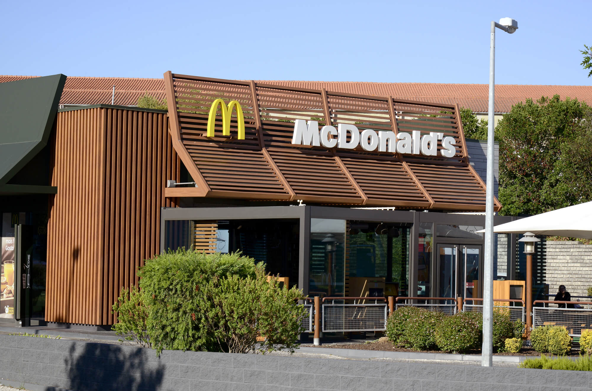 Exterior do restaurante McDonald's