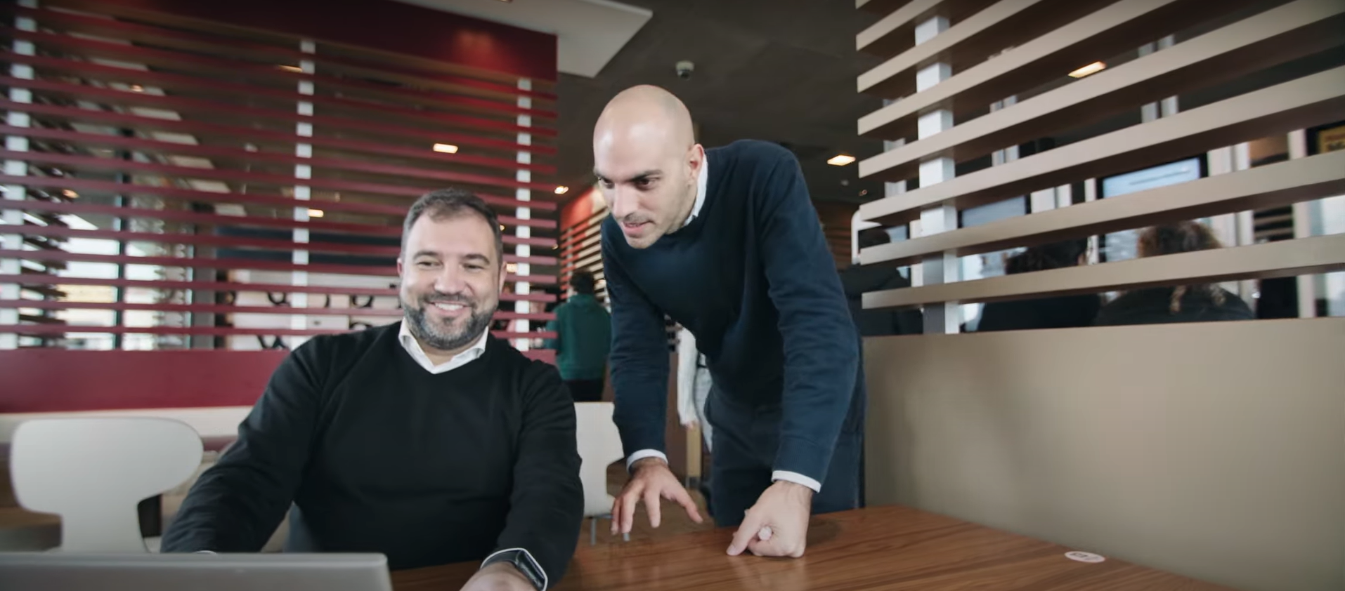 Franquiados no restaurante Mcdonald's